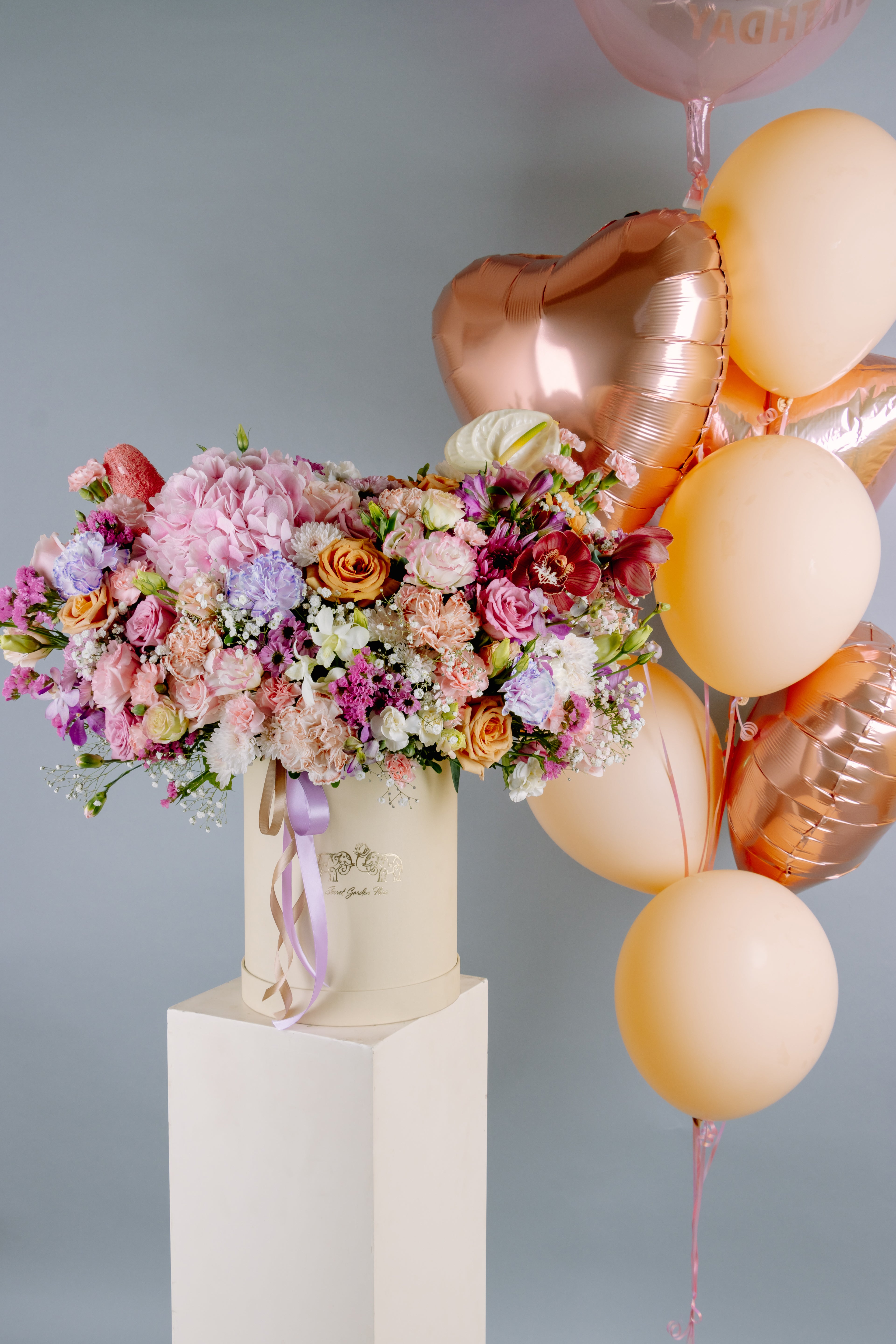 FLOWERS & BALLOONS